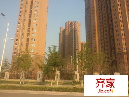 中茵龍湖國際（2013-8-23）