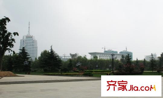 京杭家園周邊恒山路上錦繡廣場(chǎng)