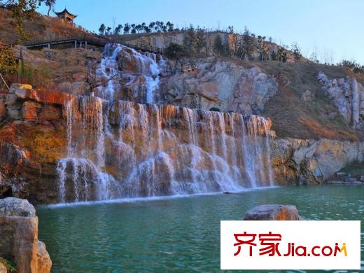 美的城項(xiàng)目南10米珠山公園