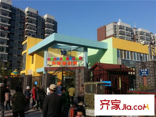 中國(guó)鐵建?原香漫谷項(xiàng)目周圍幼兒園