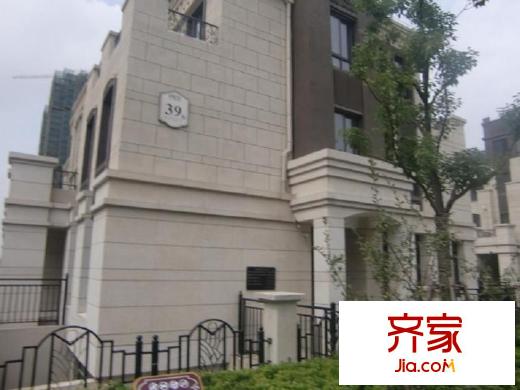 綠地商務(wù)城別墅外景圖 