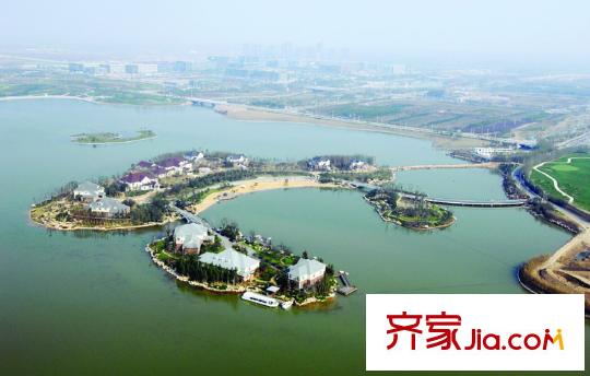 國信上城?學(xué)府向西約200米大龍湖