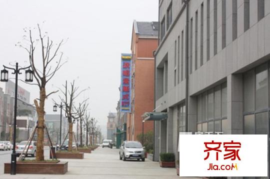 星湖101廣場(chǎng)