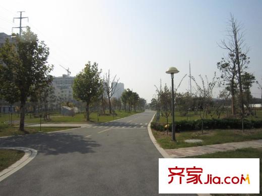 米蘭陽光配套圖對面的公園
