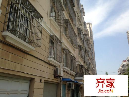 建都新村外景圖 