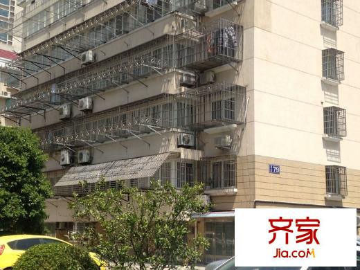 建都新村外景圖 