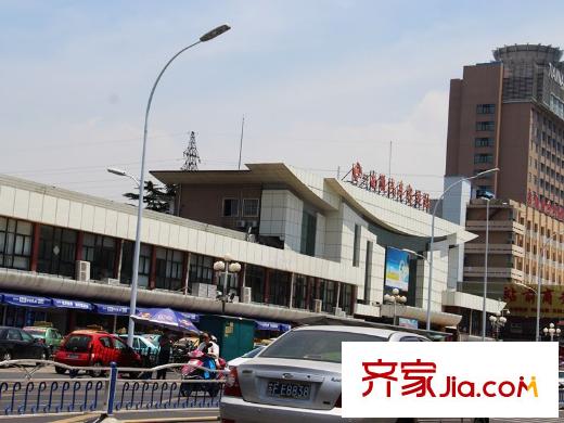江景國際配套圖項目東側(cè)500米長途汽車站