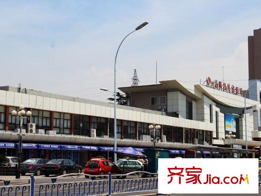 江景國際配套圖項目東側(cè)500米長途汽車站