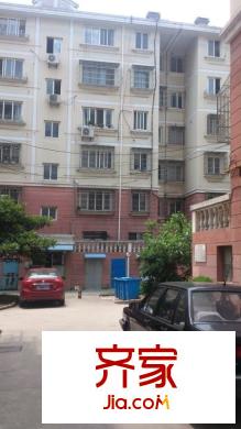 彩臣南村外景圖 