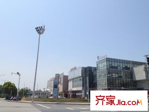 國基桂花小鎮(zhèn)項(xiàng)目對面江海風(fēng)情街
