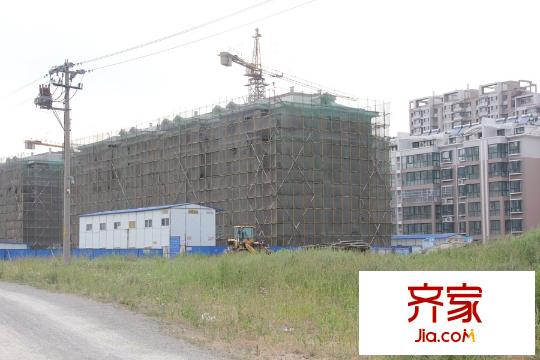 浞景馨園實(shí)景圖多層9/10#樓施工（2015-6-24）