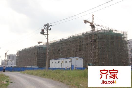 浞景馨園實(shí)景圖多層9/10#樓施工（2015-6-24）