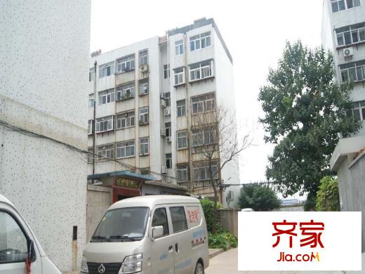 洗衣粉廠宿舍(四平路)外景圖四平路洗衣粉廠宿舍（2015-9-11）