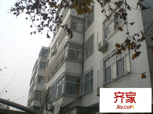 交警支隊(duì)宿舍(奎文區(qū))外景圖奎文區(qū)交警支隊(duì)宿舍 （2014.11.24）