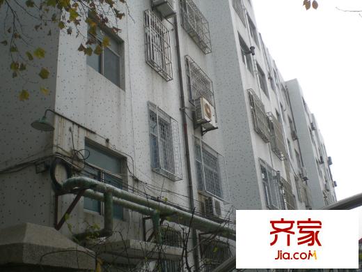 交警支隊(duì)宿舍(奎文區(qū))外景圖奎文區(qū)交警支隊(duì)宿舍 （2014.11.24）