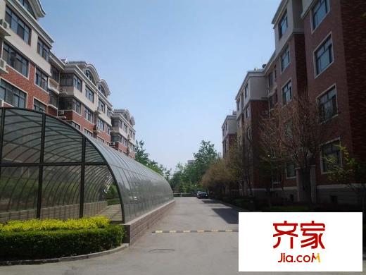 秋月園外景圖