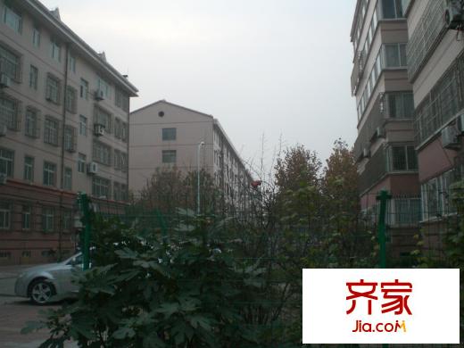 李家村小區(qū)外景圖 （2014.11.24）