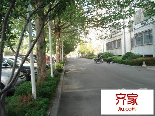管委會(huì)宿舍外景圖 