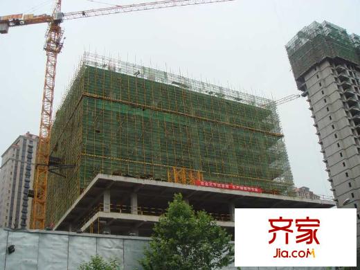 正弘藍(lán)堡灣二期世豪小公館實(shí)景圖工程進(jìn)度（2013-5-29）