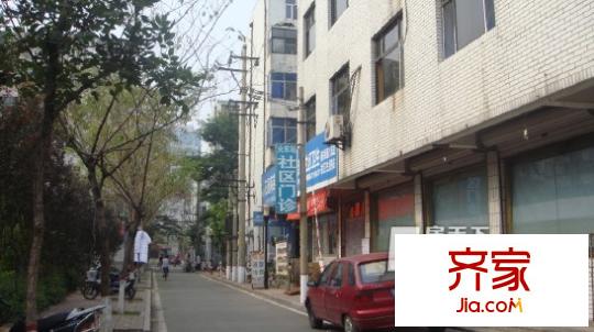 向陽小區(qū)(新華路)外景圖新華路向陽小區(qū)  