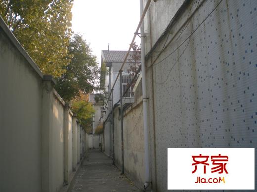 工商局宿舍(新華路)外景圖新華路工商局宿舍 （2014.11.24）