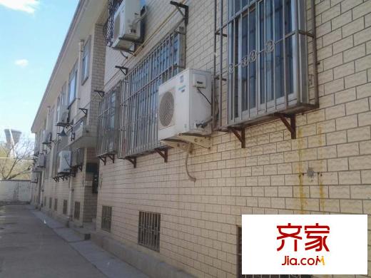 市府宿舍(新華路)外景圖新華路市府宿舍 （20140404）