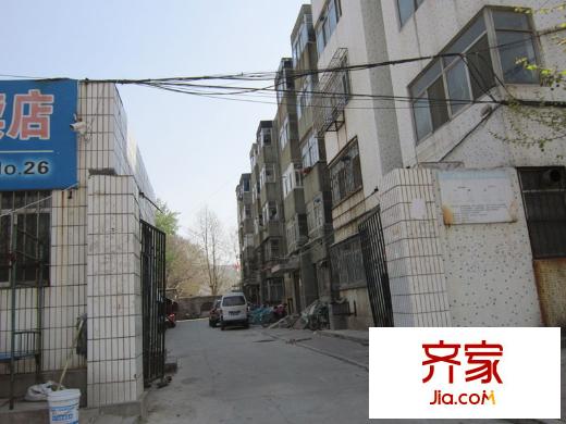 五中宿舍外景圖 （20140408)