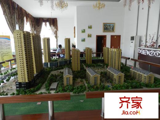 格林學府外景圖售樓處內部（20120808）