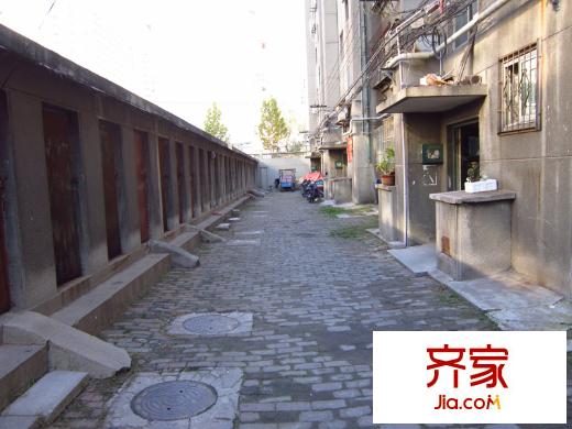 海王醫(yī)藥公司宿舍外景圖（2014/11/14 )