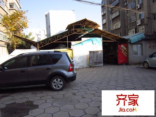 海王醫(yī)藥公司宿舍外景圖（2014/11/14 )