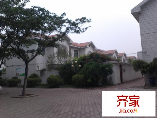 煙草公司宿舍(東風街)外景圖東方路煙草公司宿舍 