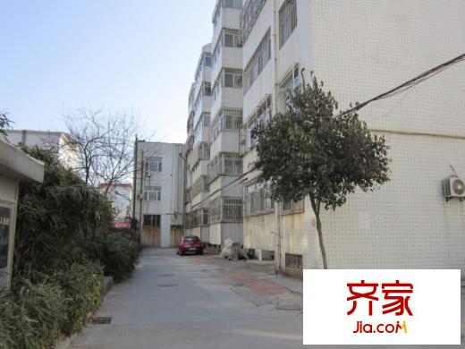 名仕花園外景圖小區(qū)內(nèi)景 