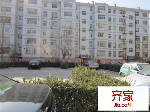 東泰花園外景圖小區(qū)內(nèi)景