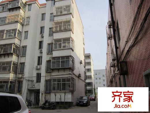 東航宿舍外景圖