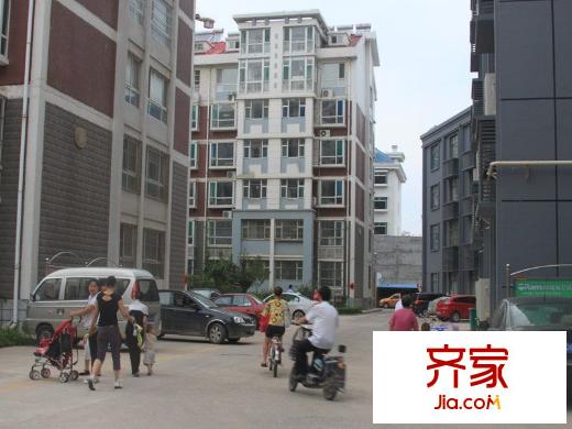 匯軒銘城外景圖小區(qū)實(shí)景圖（2011-8-18）
