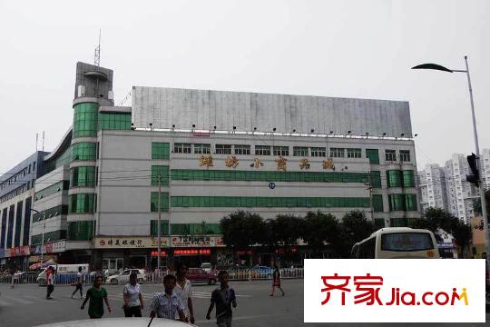 匯軒銘城配套圖向北約1000米小商品城