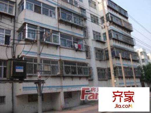臥龍小區(qū)外景圖