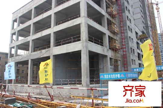 陽光100鳳凰社二期高層9#樓底商施工（2015-11-25）