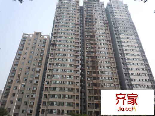 金都名苑外景圖高層樓體施工實景（20120613）