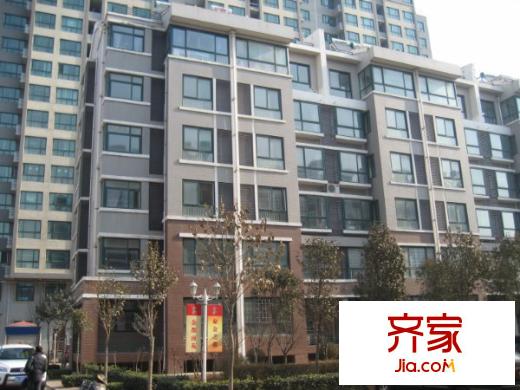 金都南苑外景圖小區(qū)內(nèi)景