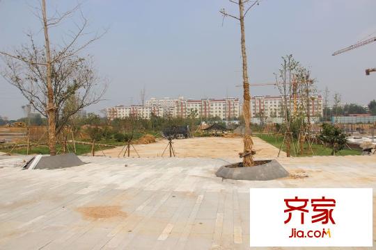 盛唐山河成小區(qū)園林施工（2015-09-18）
