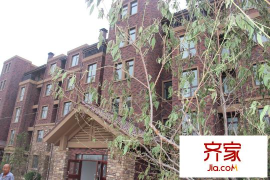 美國小鎮(zhèn)2#洋房外立面（2015-9-23）