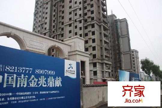 南金奧林星城32、33、34號(hào)樓已封頂（2015-8-12）