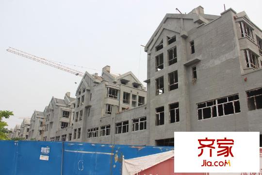中央郡項(xiàng)目多層進(jìn)度（2015-09-25）