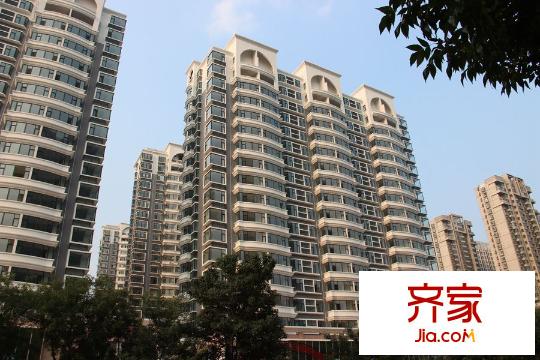 東方名苑1號樓準(zhǔn)現(xiàn)房（2015-9-22）