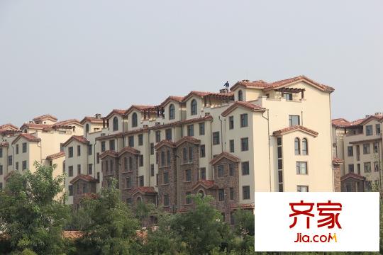 鼎恒伴山電梯洋房外立面完工（2015-9-22）