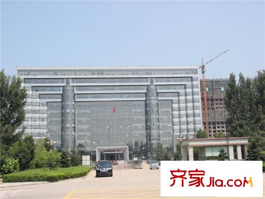 帝景國(guó)際項(xiàng)目東南約400米經(jīng)濟(jì)開發(fā)區(qū)管委會(huì)