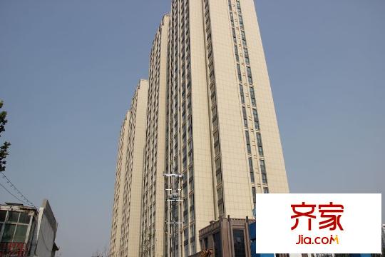 德潤左岸綠洲高層1、2號樓施工（2015-06-12）