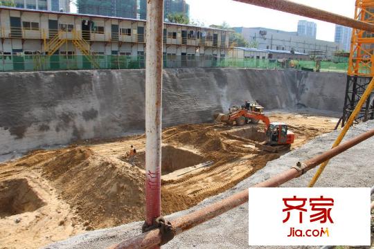 盛華名園1號樓地基施工（2015-09-08）