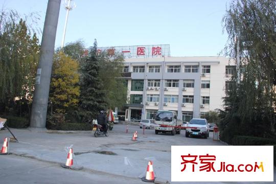 瑞珂沁園玉清街和蓉花路交叉口西北角尊一醫(yī)院